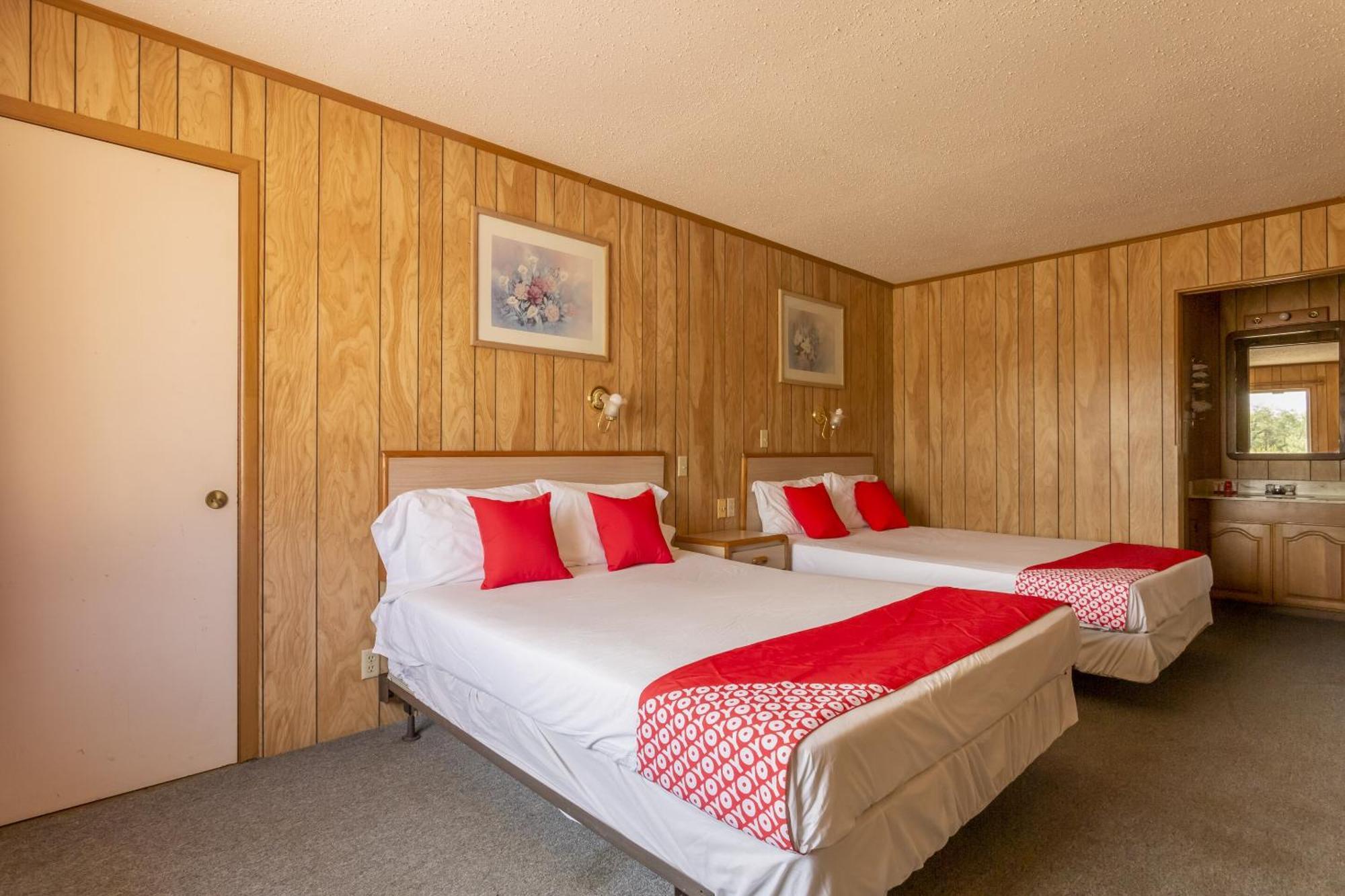 Oyo Hotel Breckenridge Tx Hubbard Creek Lake מראה חיצוני תמונה